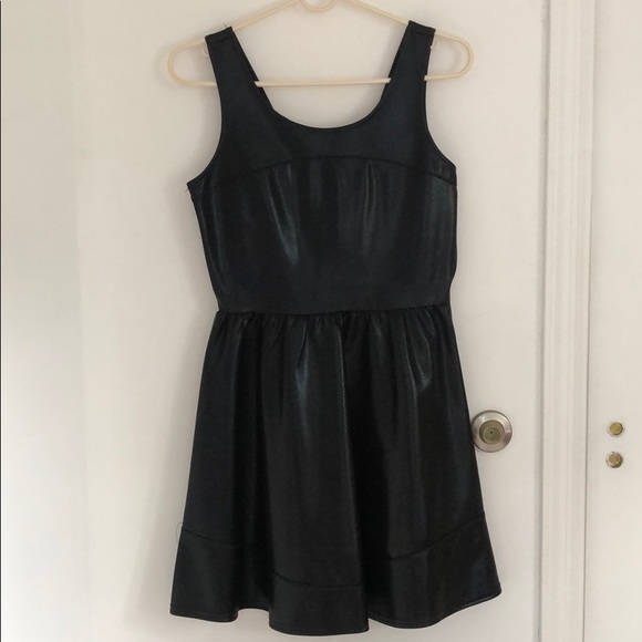 Saks Fifth Avenue Dresses & Skirts - Saks fifth avenue black leather dress